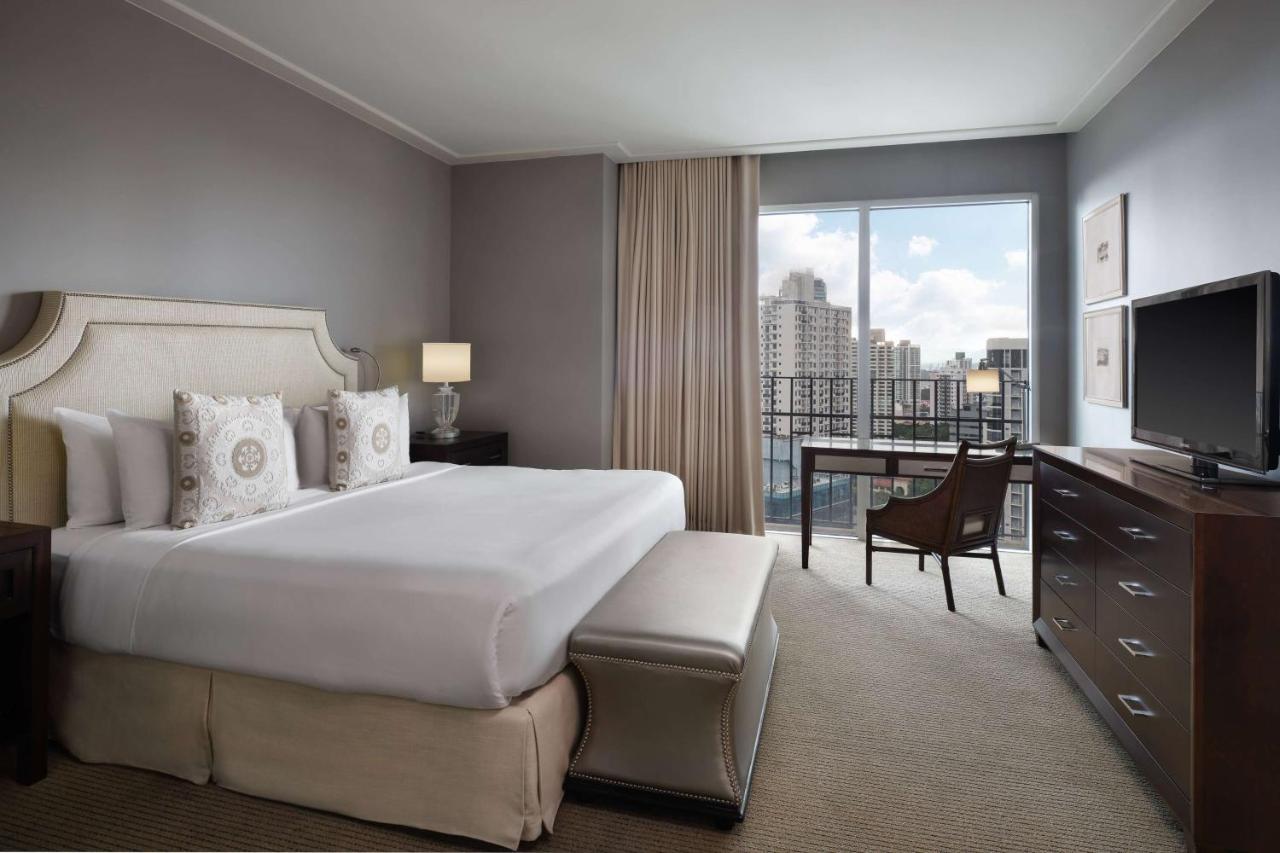 Bristol Panama, A Registry Collection Hotel Экстерьер фото A bedroom at the JW Marriott San Antonio