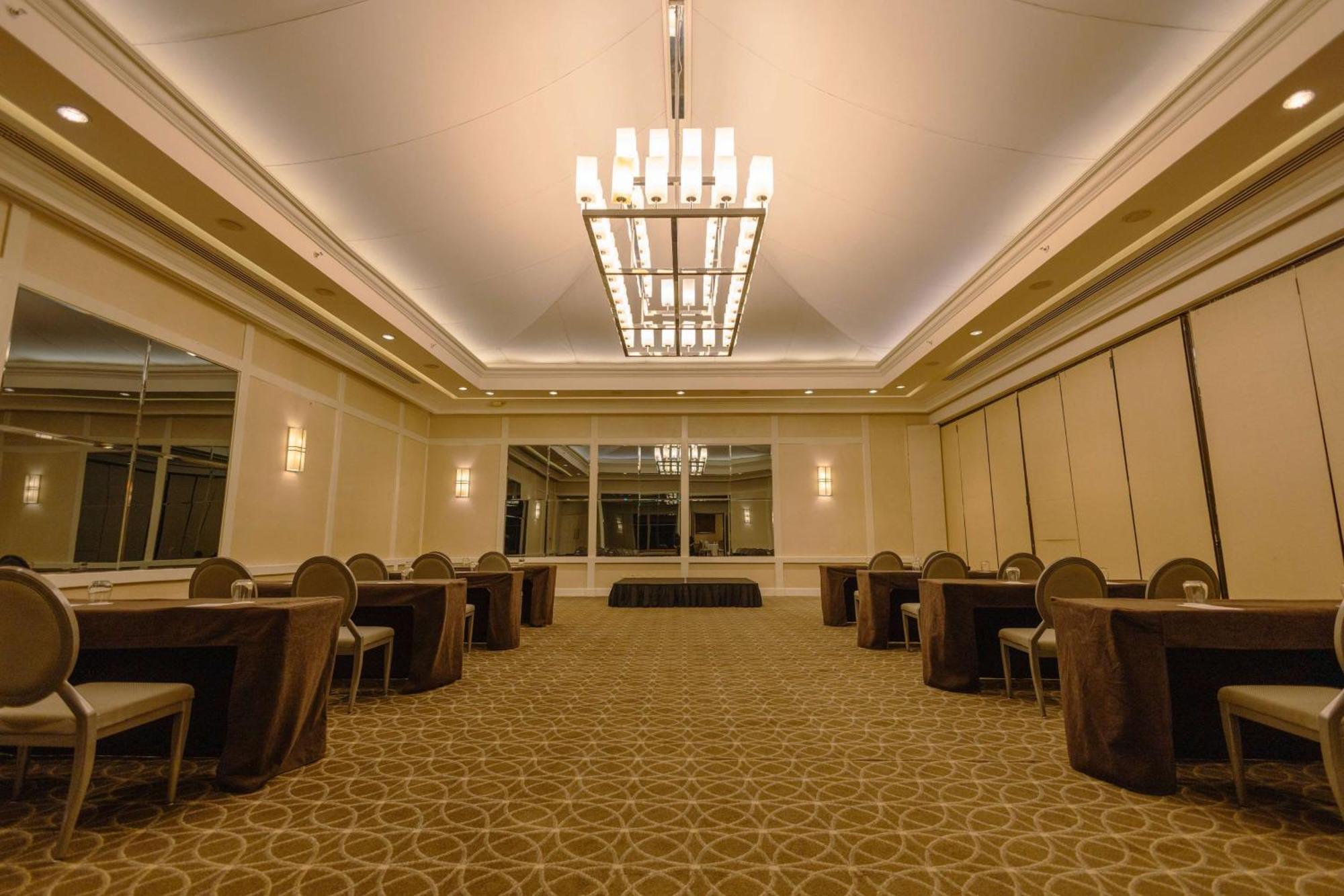 Bristol Panama, A Registry Collection Hotel Экстерьер фото The interior of the meeting room
